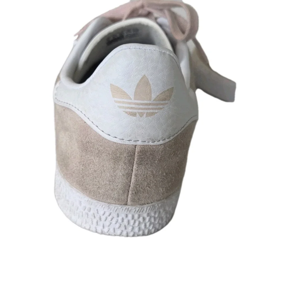 Adidas Gazelle Women's 6 Sneakers Halo Blush Rose & White Classic Suede Gold